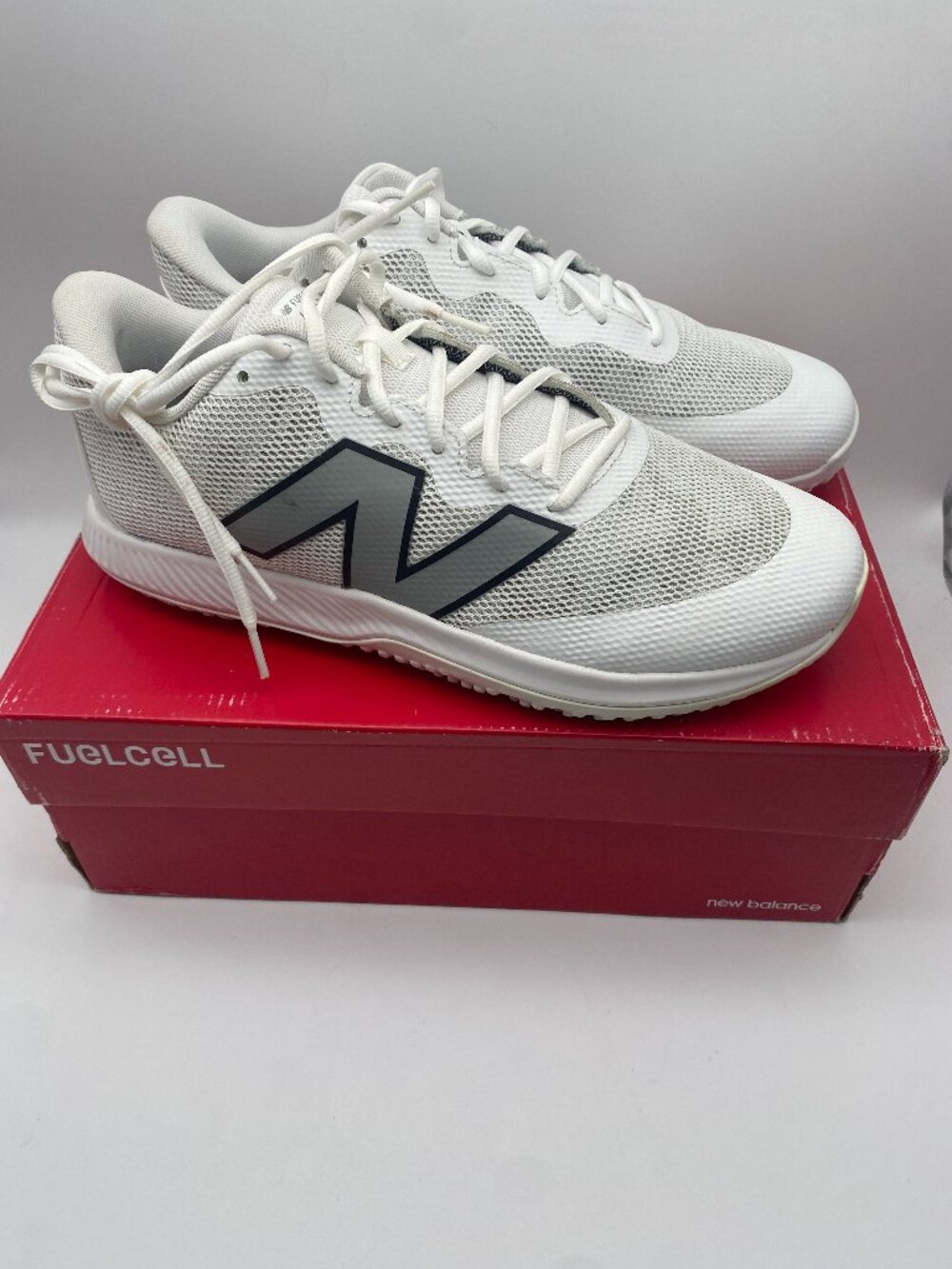 NEW BALANCE FUELCELL 4040V7 TURF TRAINER #T4040W7 US MENS SIZE 10.5 2E ( WIDE )